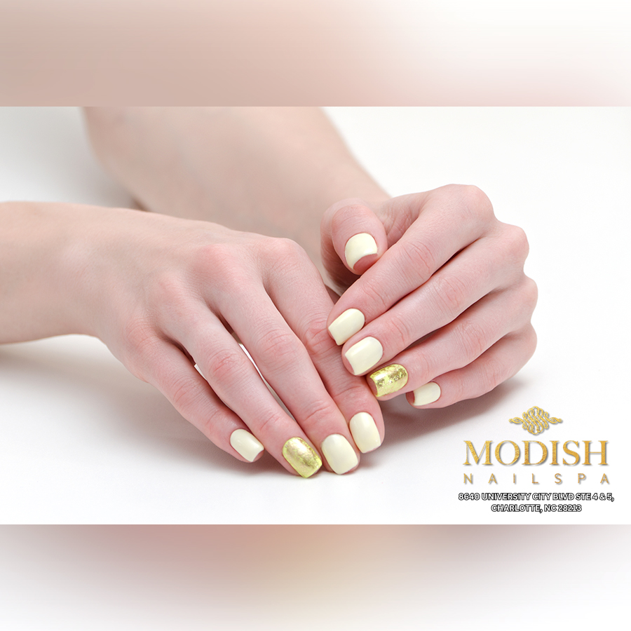 Trendy Nail Looks You Should Try This Month (1)